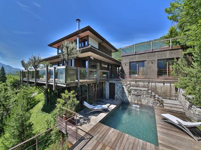 luxury villa in lake annecy